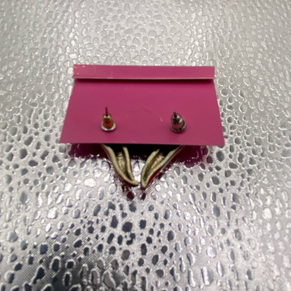 2/$25 Vintage Betsey Johnson Red Chili Pepper Earrings - Picture 3 of 4